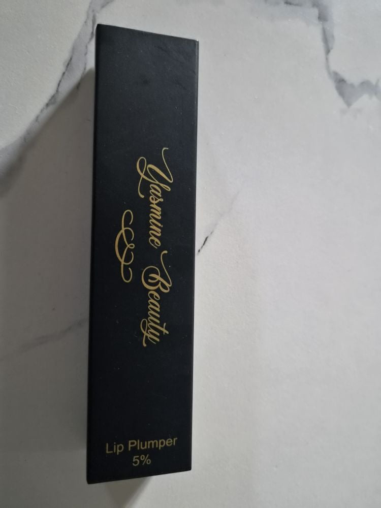 Boîte Lip Plumper Yasmine Beauty packaging élégant